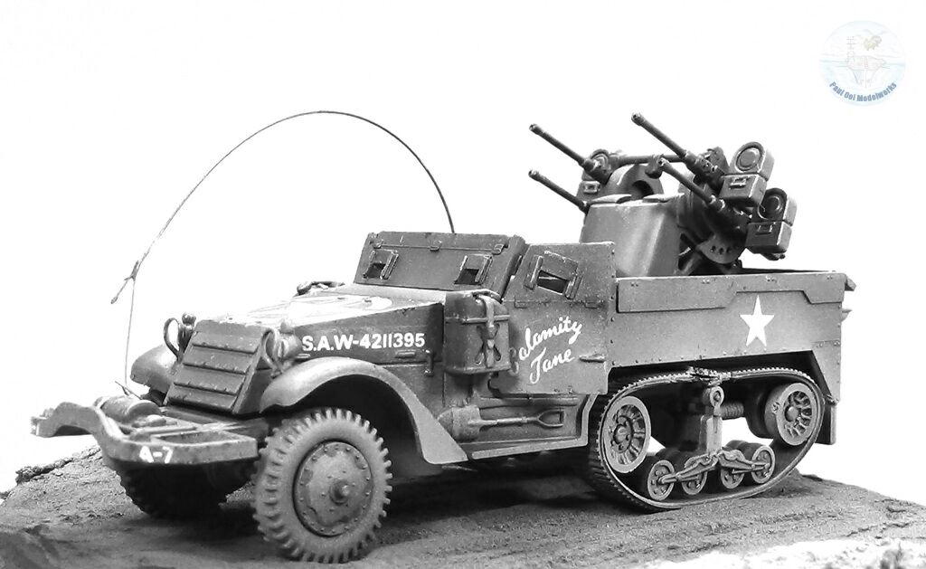 SGTS MESS AV04 1/72 Diecast US WWII M16 Halftrack with Quad .50 Cal AA Guns