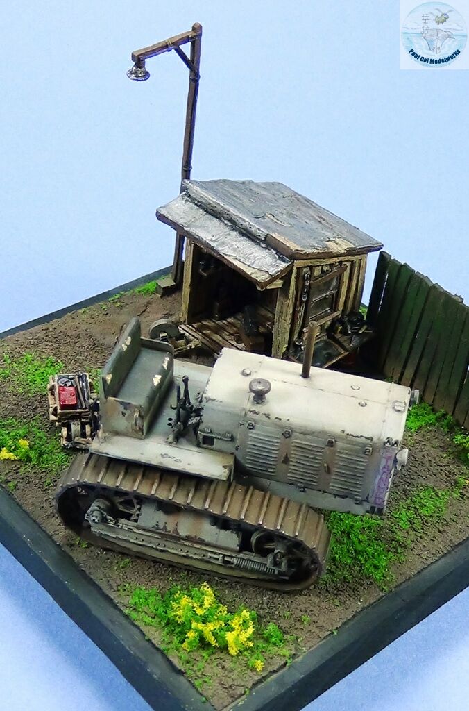 トランペターモデルキット05538 1/35ロシアchtz S-65トラクター